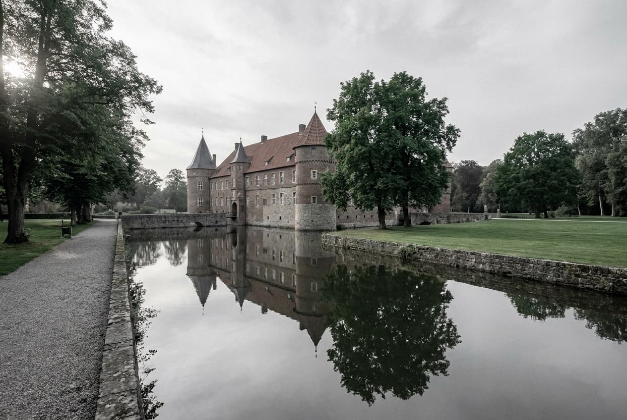 Grafschafter Schloss und Park in Moers
